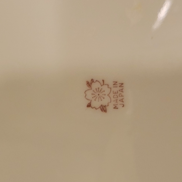 Vintage Beautiful Gold and Green Japanese Plate - Picture 6 of 7